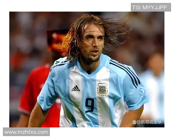 足球明星化身新手球员挑战赛场真伪身份引发热议