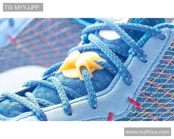 足球球星穿无鞋带球鞋助力比赛表现提升背后的科技与创新揭秘